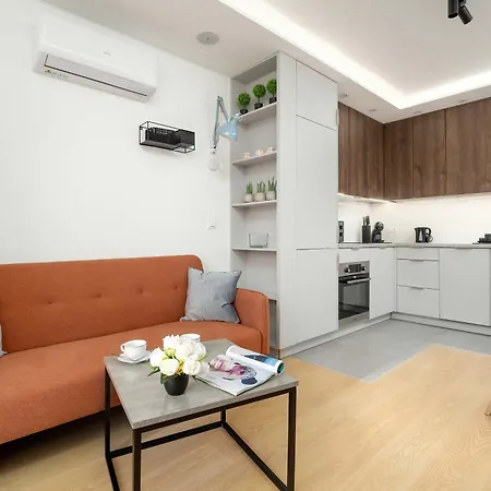 Apartmán Stylish 2 Bedrooms With Air Conditioning Close To The Center By Renters