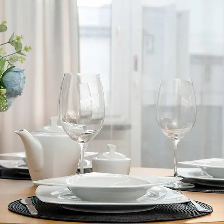 Stylish 2 Bedrooms With Air Conditioning Close To The Center By Renters Апартаменты