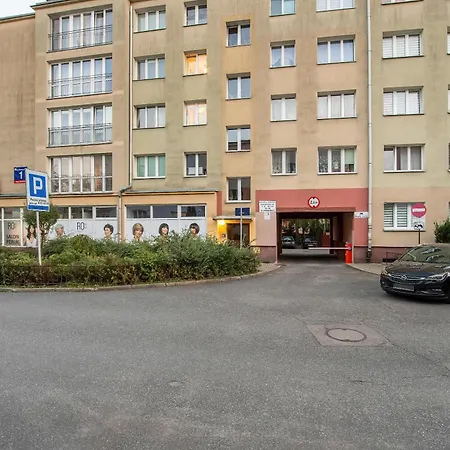 Stylish 2 Bedrooms With Air Conditioning Close To The Center By Renters Rzeszów